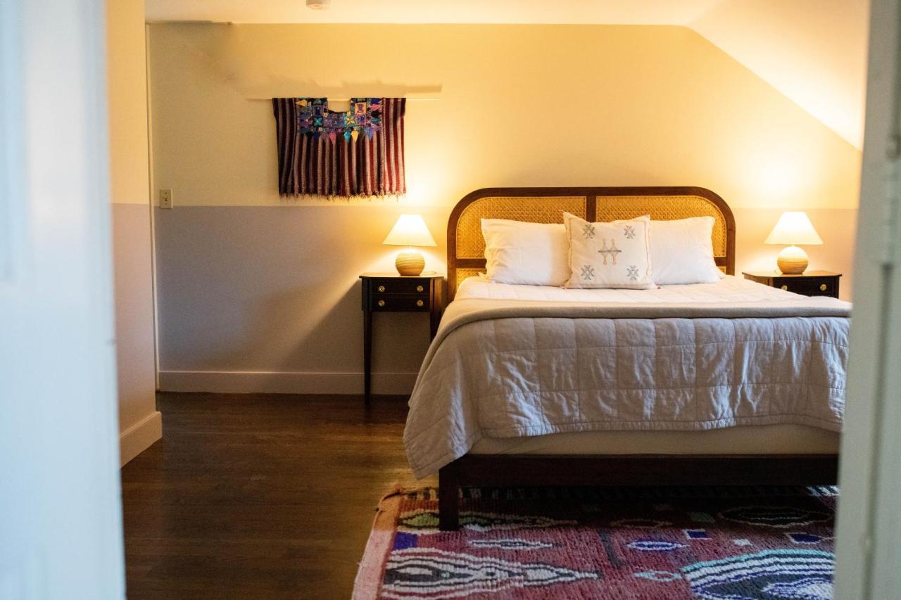 The Vesper Woodstock Bed & Breakfast Exterior photo